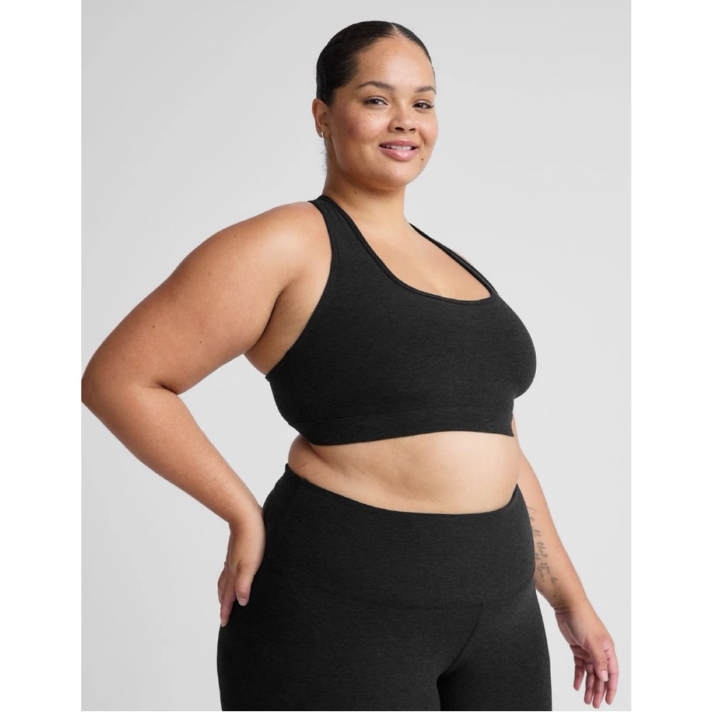BEYOND YOGA ‘Got Your Back’ Sports Bra in Darkest Night